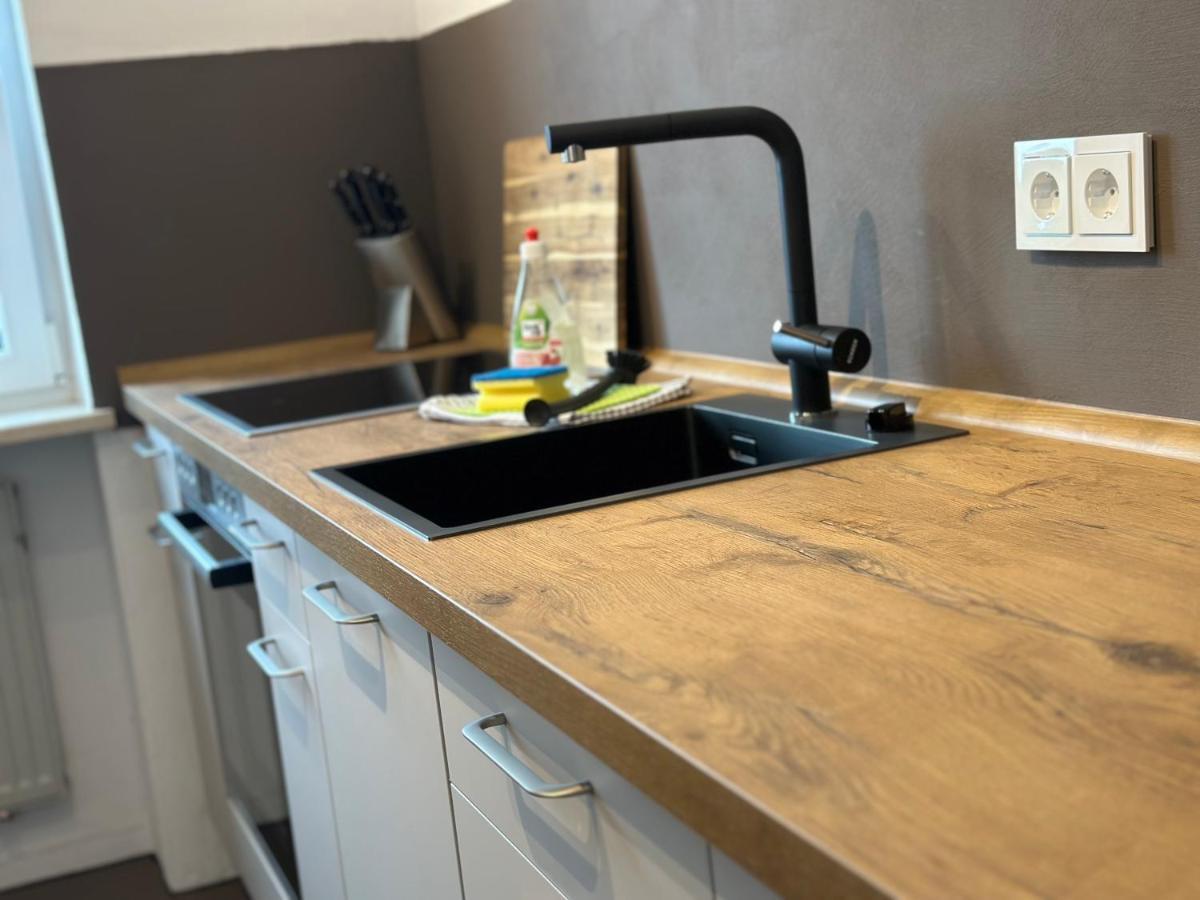 Greenleaf Walhalla-Apartment - Highspeed Wlan - Netflix - Suedbalkon Tegernheim Bagian luar foto